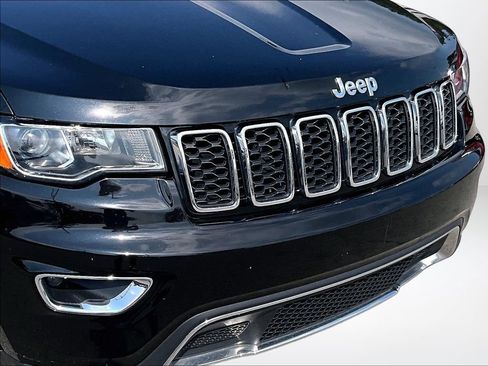 Used 2019 Jeep Grand Cherokee Limited AWD/4WD image 29