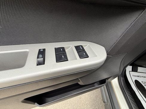 Used 2011 Ford Escape XLT w/ 202A Rapid Spec Order Code AWD/4WD image 16