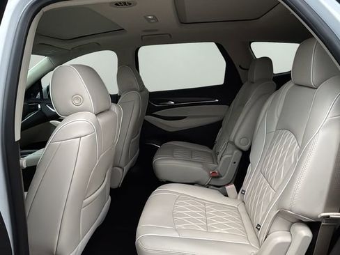Used 2023 Buick Enclave Avenir w/ Avenir Technology Package image 14
