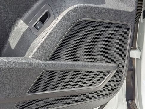 Used 2023 Volkswagen Atlas Cross Sport SE w/ Panoramic Sunroof Package AWD/4WD image 30