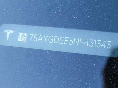 Used 2022 Tesla Model Y Long Range image 29