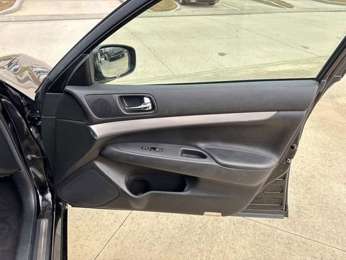 Used 2015 INFINITI Q40 Base image 14