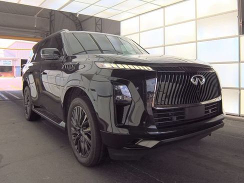 Used 2025 INFINITI QX80 Autograph AWD/4WD image 2