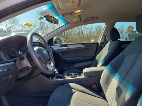 Used 2019 Hyundai Sonata SE image 15