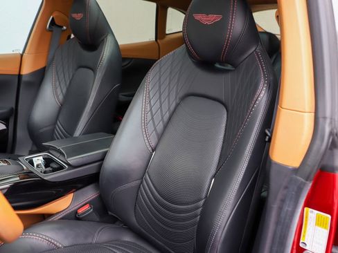 Used 2023 Aston Martin DBX 707 image 37