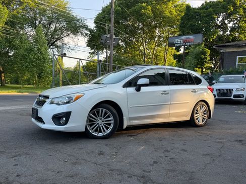 Used 2014 Subaru Impreza 2.0i Limited AWD/4WD image 8