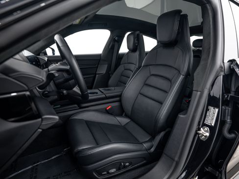 Certified 2024 Porsche Taycan GTS AWD/4WD image 4