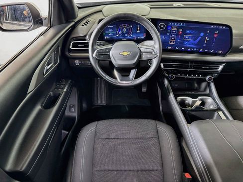 Certified 2026 Chevrolet Traverse LT FWD image 20