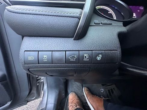 Used 2021 Toyota Camry XSE w/ Navigation Upgrade Package image 10