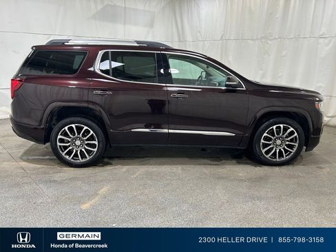 Used 2020 GMC Acadia Denali w/ Denali Ultimate Package image 9