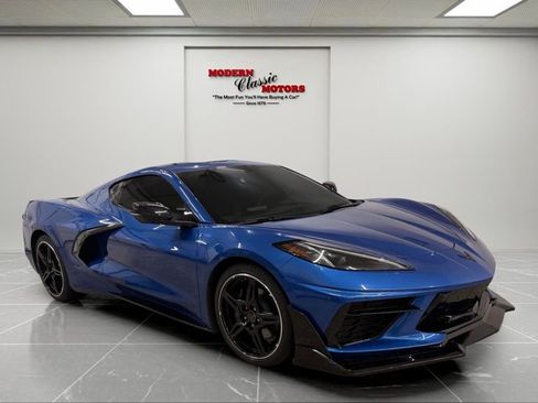 Used 2023 Chevrolet Corvette Stingray Coupe w/ 1LT RWD image 1