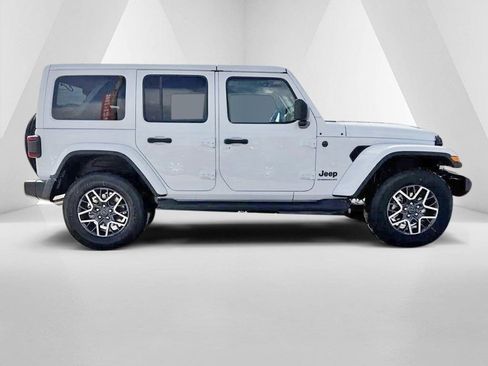 New 2026 Jeep Wrangler Sahara image 8