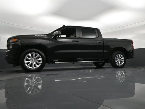 Used 2022 Chevrolet Silverado 1500 Custom w/ Safety Confidence Package RWD image 30