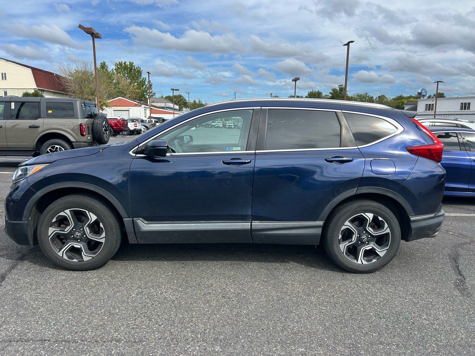 Used 2019 Honda CR-V Touring image 8