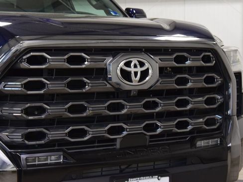 Used 2024 Toyota Tundra Platinum AWD/4WD image 9