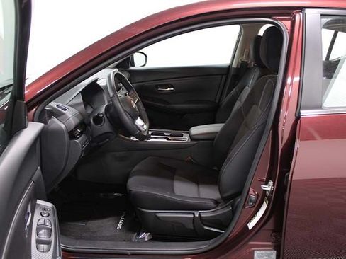 Used 2024 Nissan Sentra SV w/ All-Weather Package FWD image 10