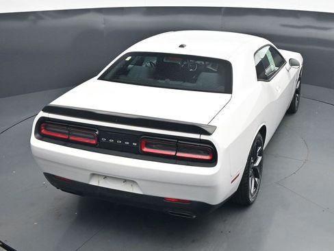 Used 2019 Dodge Challenger R/T w/ Driver Convenience Group RWD image 29