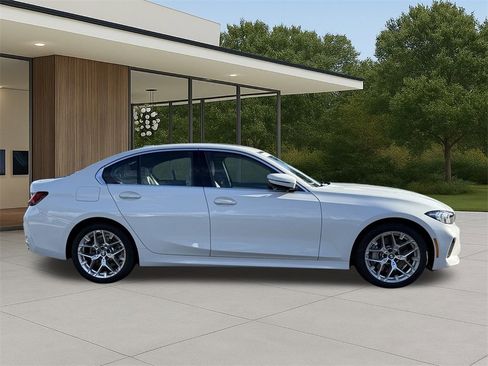 Used 2025 BMW 330i 330i w/ Premium Package image 6