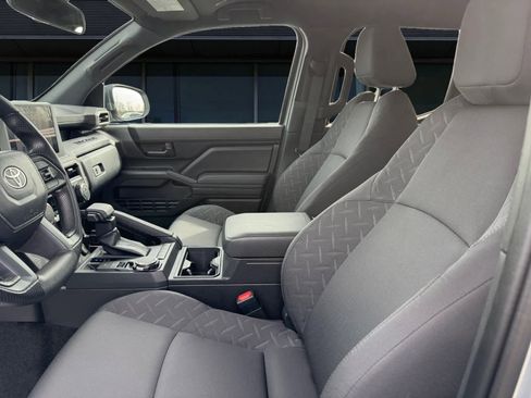 Used 2024 Toyota Tacoma SR image 2