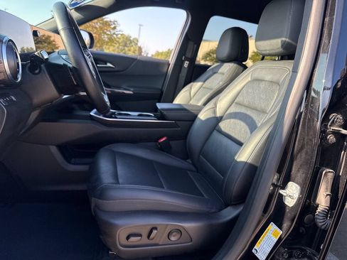 Used 2025 Chevrolet Equinox LT w/ Convenience Package II AWD/4WD image 15