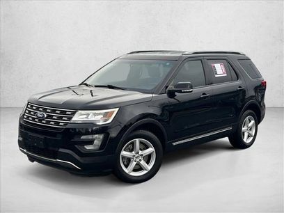 Used 2017 Ford Explorer XLT w/ Equipment Group 202A