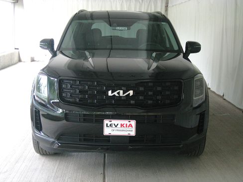 Certified 2022 Kia Telluride EX w/ EX Premium Package image 5
