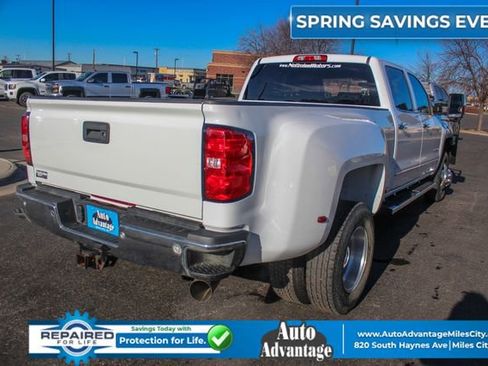 Used 2018 GMC Sierra 3500 SLT w/ Duramax Plus Package AWD/4WD image 8