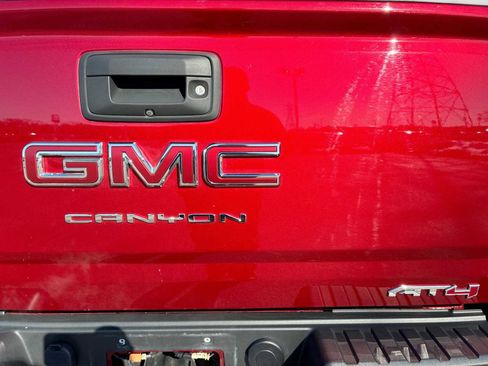 Used 2021 GMC Canyon AT4 w/ Trailering Package image 32