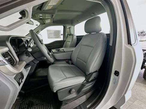 New 2026 Ford F550 4x4 Regular Cab Super Duty image 22