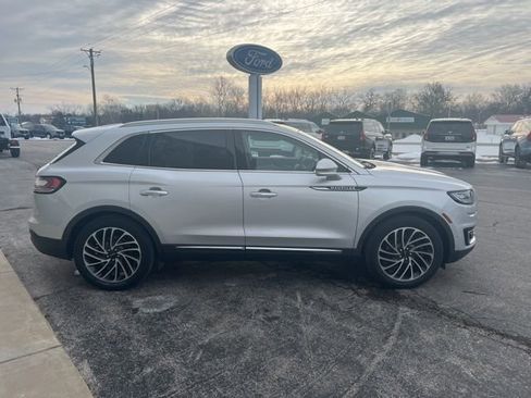 Used 2019 Lincoln Nautilus Reserve image 4