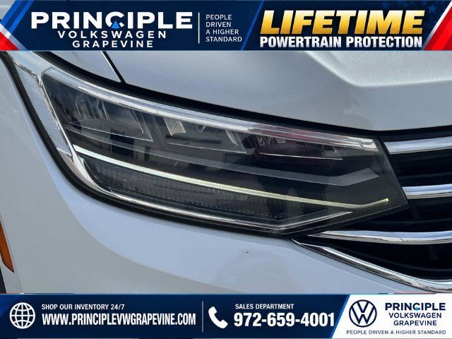Used 2023 Volkswagen Tiguan SE FWD image 7