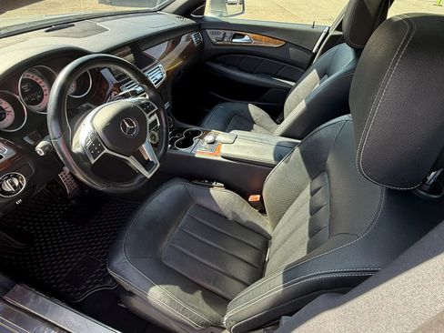 Used 2014 Mercedes-Benz CLS 550 CLS 550 4MATIC Coupe 4D w/ Premium 1 Package image 25