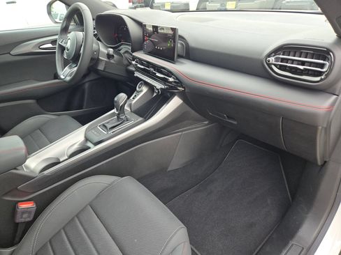 Used 2023 Dodge Hornet GT w/ GT Blacktop Package AWD/4WD image 28