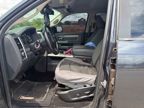Used 2015 RAM 1500 Lone Star RWD image 9