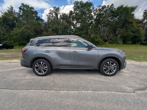 Used 2024 INFINITI QX60 Luxe FWD image 2