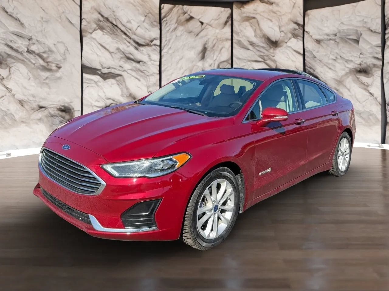 Used 2019 Ford Fusion SEL FWD image 1