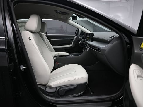 New 2026 Hyundai Sonata SEL AWD/4WD image 28