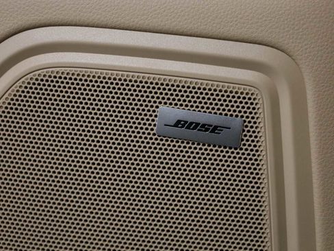 New 2026 Porsche Macan S image 18