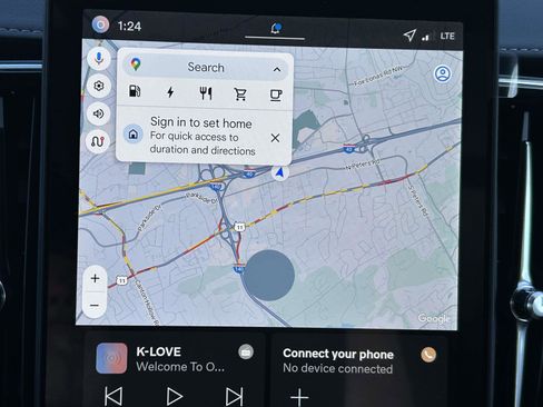 New 2026 Volvo XC90 T8 Plus image 26