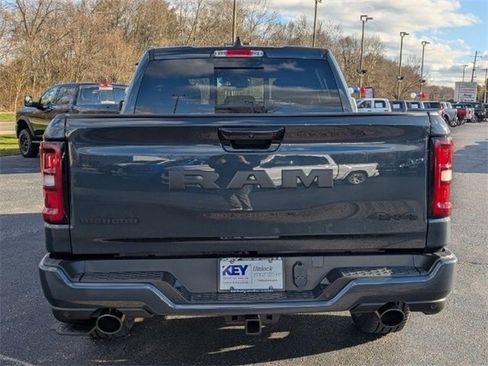 New 2026 RAM 1500 4x4 Crew Cab image 8