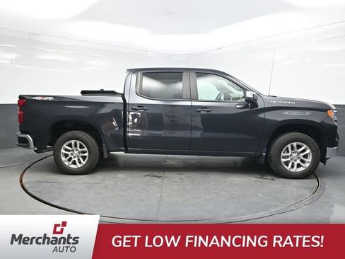 Used 2023 Chevrolet Silverado 1500 LT AWD/4WD image 9