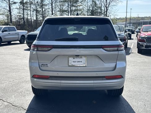 New 2026 Jeep Grand Cherokee Limited Reserve image 7