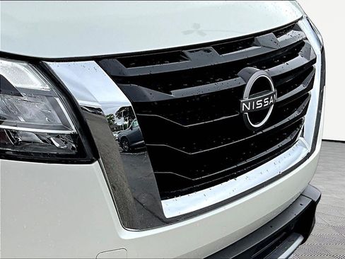 Certified 2024 Nissan Pathfinder SL AWD/4WD image 33