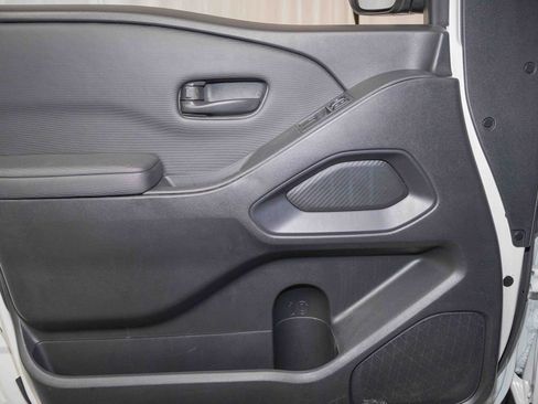 Used 2024 Nissan Frontier S w/ S Utility Package image 11