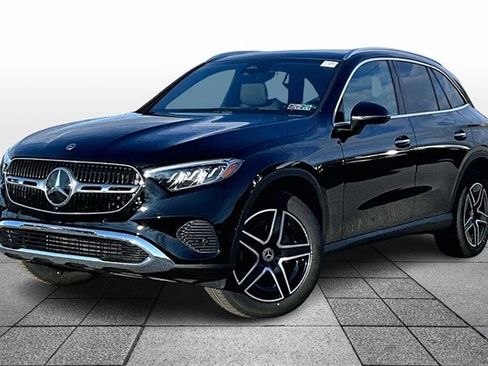 New 2026 Mercedes-Benz GLC 300 4MATIC image 2