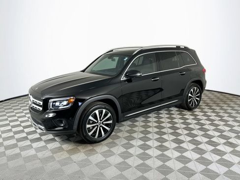 Certified 2023 Mercedes-Benz GLB 250 image 3
