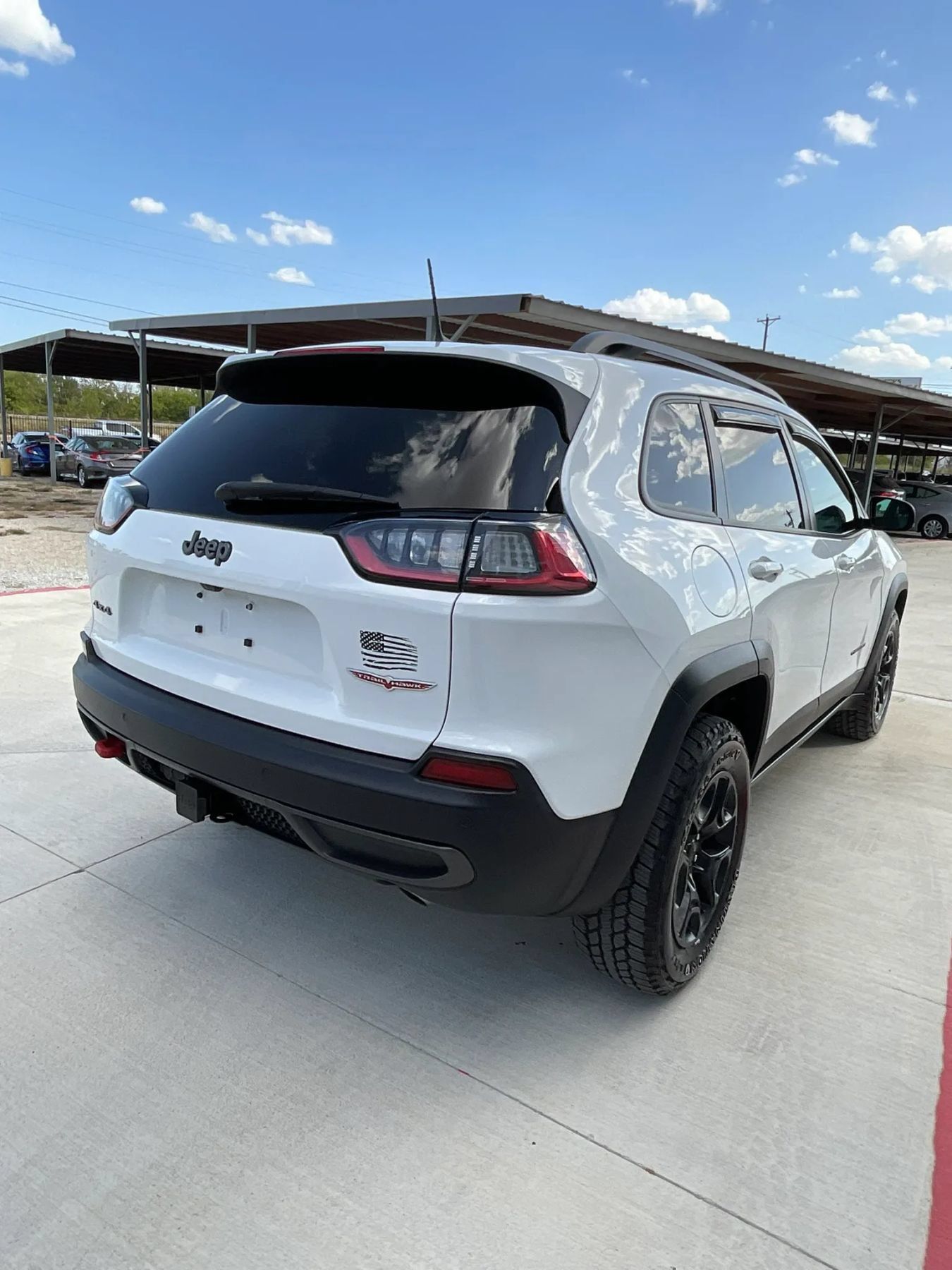 Used 2021 Jeep Cherokee Trailhawk w/ Trailer Tow Group AWD/4WD image 15