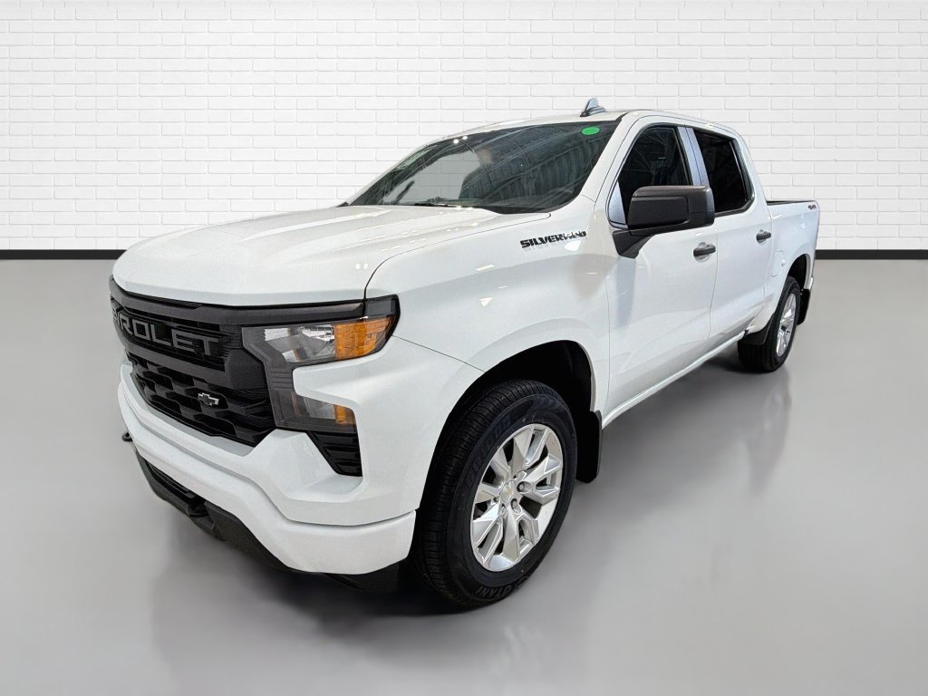 Used 2023 Chevrolet Silverado 1500 Custom w/ LPO, Dark Essentials Package AWD/4WD image 5