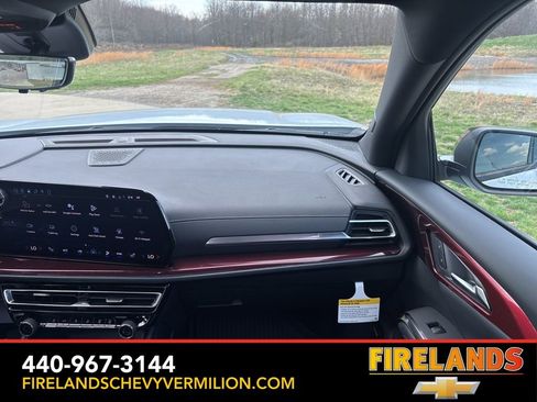 New 2026 Chevrolet Traverse Z71 w/ Enhanced Driving Package AWD/4WD image 44