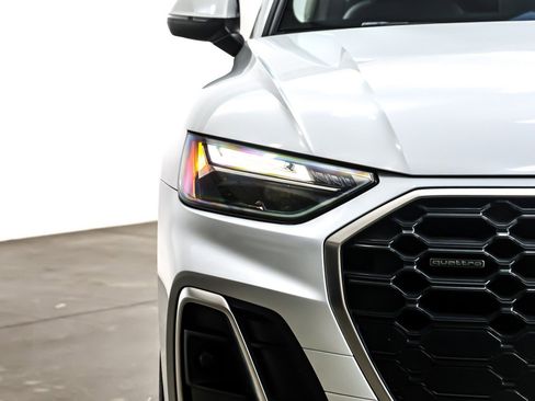 Used 2022 Audi Q5 2.0T Premium w/ Convenience Package image 14
